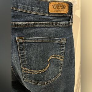 Signature by Levi Strauss & Co. Curvy Bootcut Blue Denim Jeans Size 8M